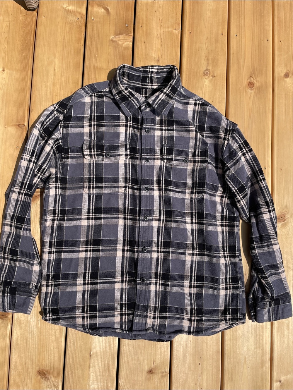 American Eagle Outfitters black and Gray Plaid Button-Down Shirt